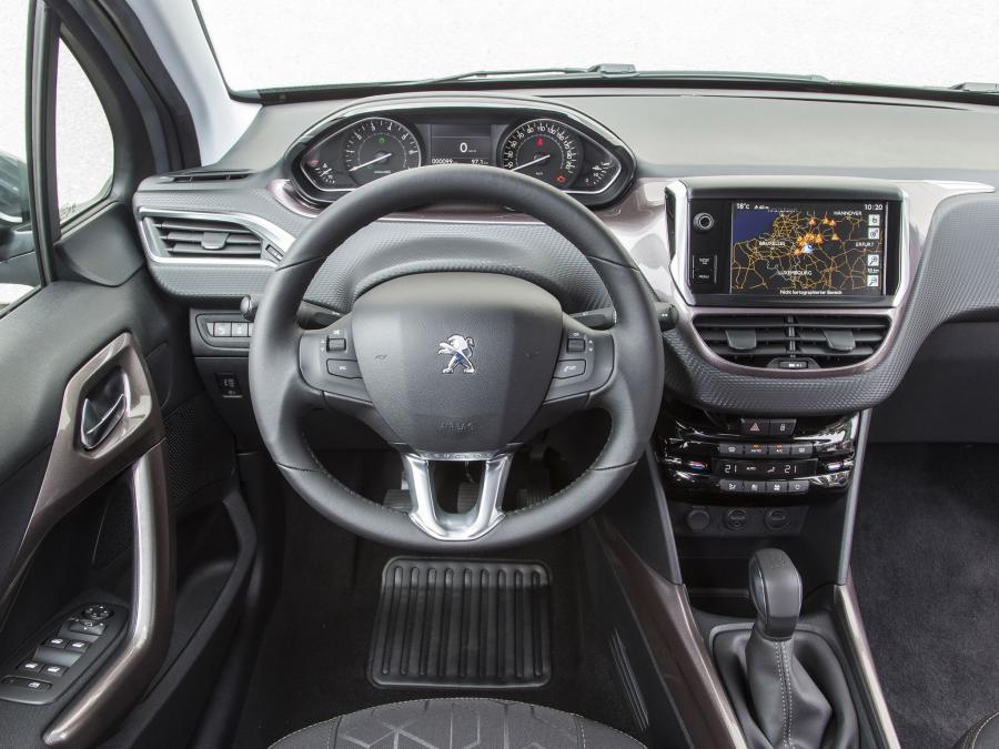  Peugeot 2008 2013 года  (фото 43 из 51)
